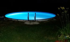 Beleuchteter Pool